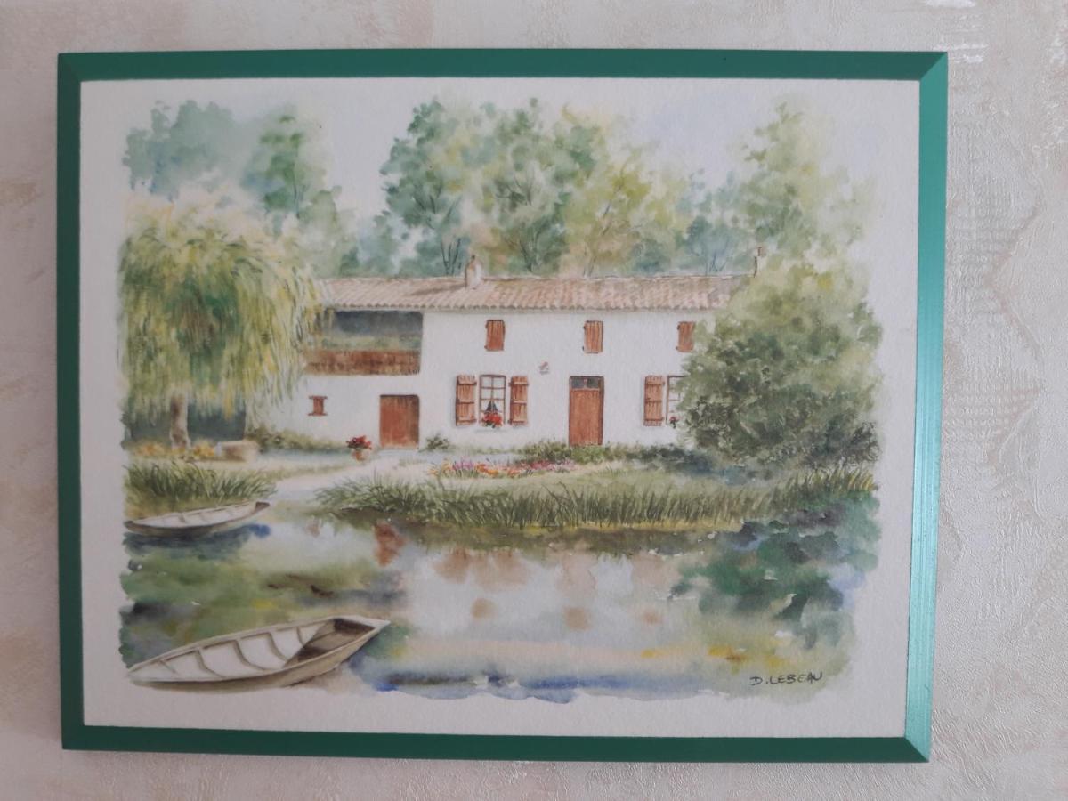Le Logis De Lange Apt Les Aigrettes Saint-Hilaire-la-Palud Exterior photo